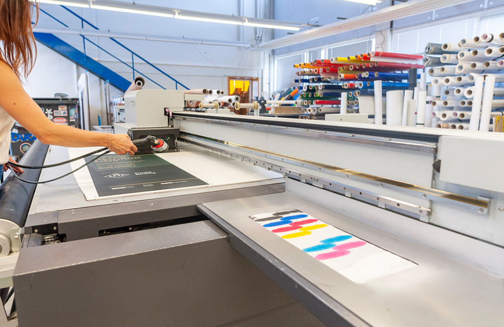 DUCOMMUN-SA-la-communication-en-mouvement-ducommun